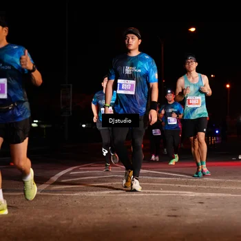 Runner Photo 4984644