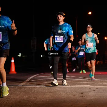 Runner Photo 4984645