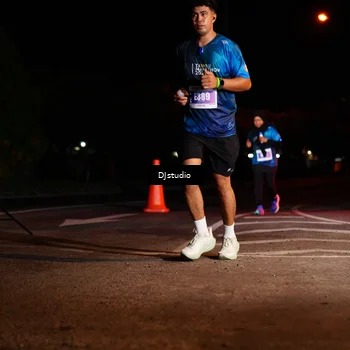 Runner Photo 4984750