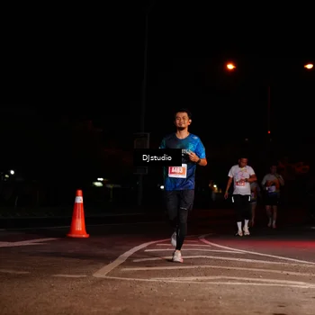 Runner Photo 4984910