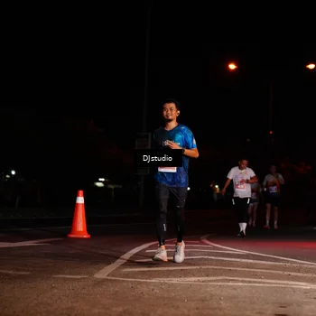 Runner Photo 4984915