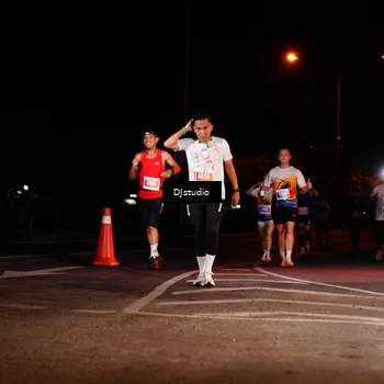 Runner Photo 4984925