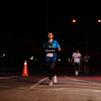 Runner Photo 4984926
