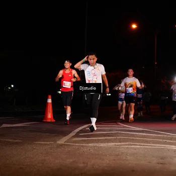 Runner Photo 4984928