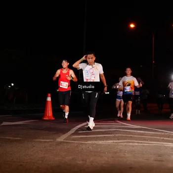 Runner Photo 4984931