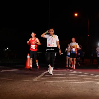Runner Photo 4984938