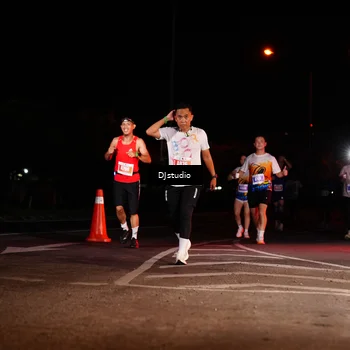 Runner Photo 4984943