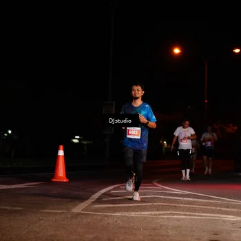 Runner Photo 4984965