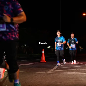 Runner Photo 4985008