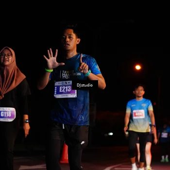 Runner Photo 4985082