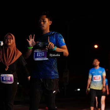 Runner Photo 4985086