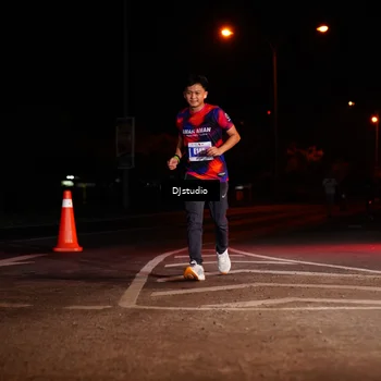 Runner Photo 4985343