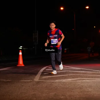 Runner Photo 4985347