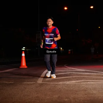 Runner Photo 4985359