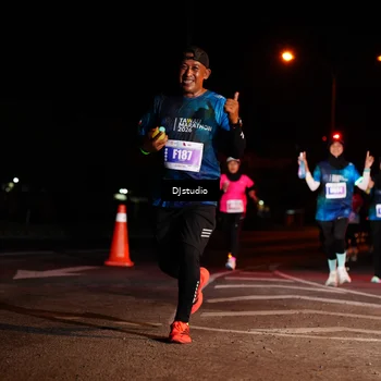 Runner Photo 4985410