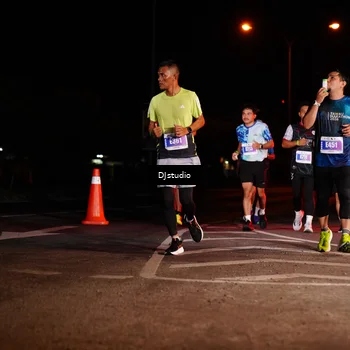 Runner Photo 4985709