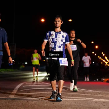 Runner Photo 4985823