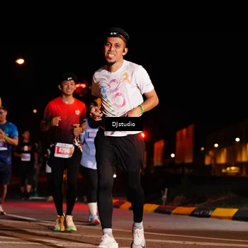 Runner Photo 4986187