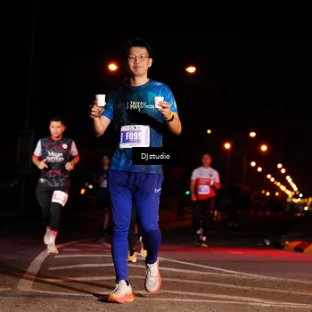 Runner Photo 4986543