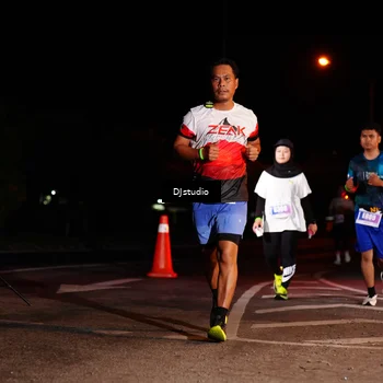 Runner Photo 4986679
