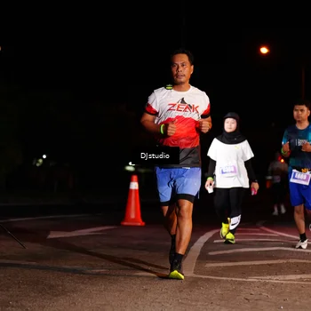 Runner Photo 4986682