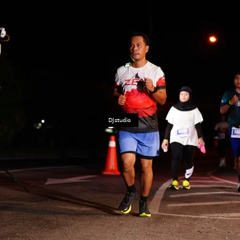 Runner Photo 4986685