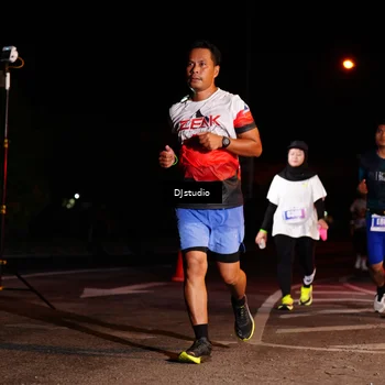 Runner Photo 4986690