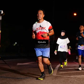 Runner Photo 4986696