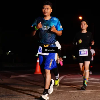 Runner Photo 4986711
