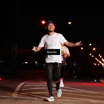 Runner Photo 4986752