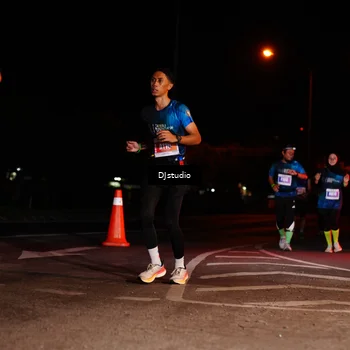 Runner Photo 4986973