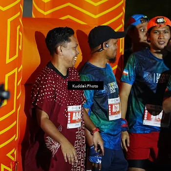 Runner Photo 4987793