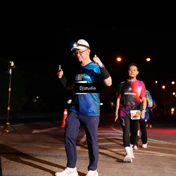 Runner Photo 5012000