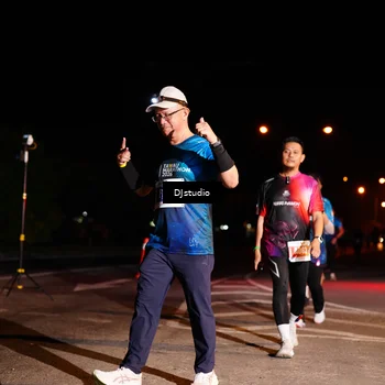 Runner Photo 5012003