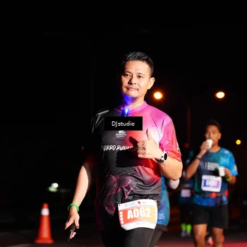 Runner Photo 5012012