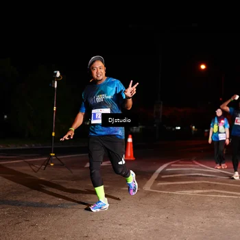 Runner Photo 5012062