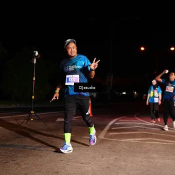Runner Photo 5012063