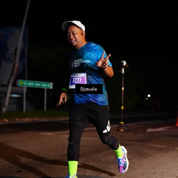Runner Photo 5012080