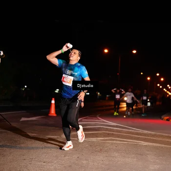 Runner Photo 5012094