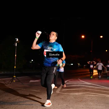 Runner Photo 5012097