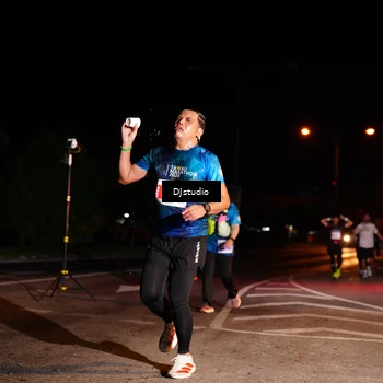 Runner Photo 5012101