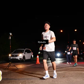 Runner Photo 5012130