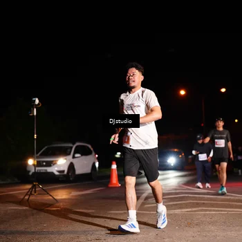 Runner Photo 5012133