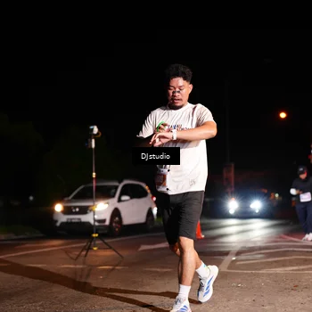 Runner Photo 5012143