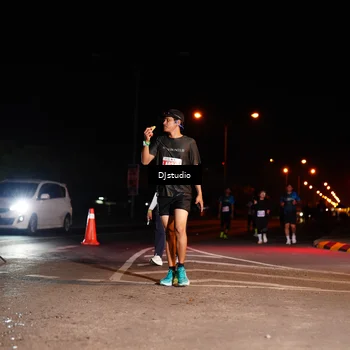 Runner Photo 5012150