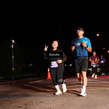 Runner Photo 5012201