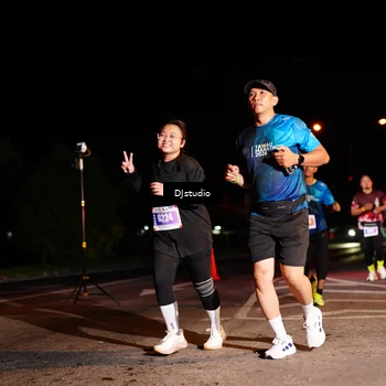 Runner Photo 5012218