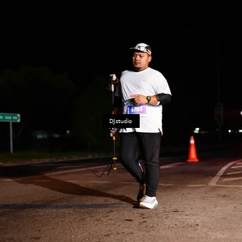 Runner Photo 5012303