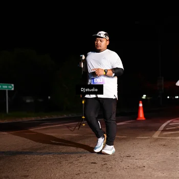 Runner Photo 5012304