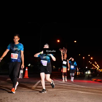 Runner Photo 5012346